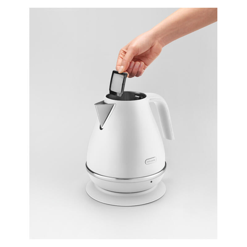 DeLonghi Icona Capitals 1.7L Kettle - Helsinki White