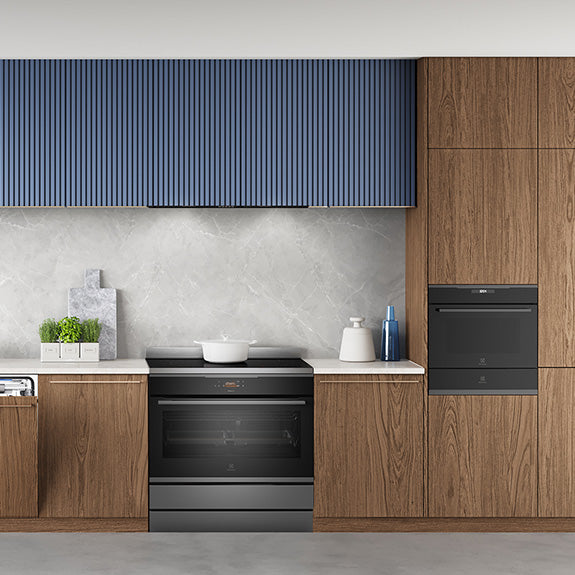 Electrolux 90cm UltimateTaste Electric Freestanding Cooker