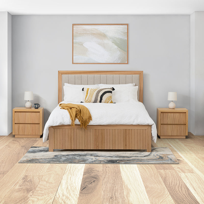 Madeline Timber Queen Bed - Mountain Ash/Grey