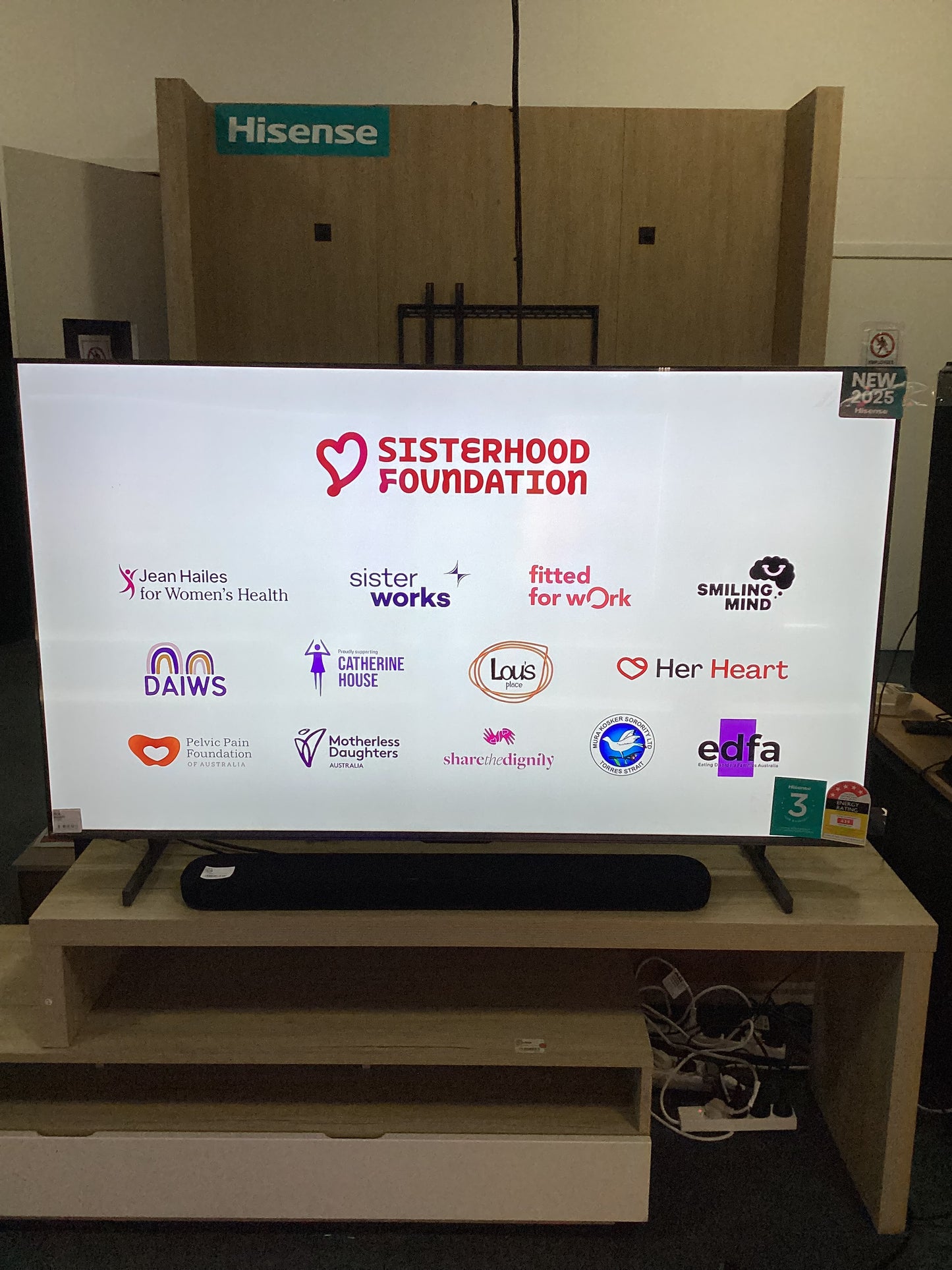 Hisense 65" U6QAU PRO Smart 4K ULED Mini-LED TV (2025)