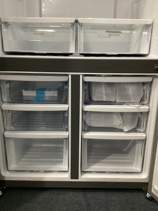 Westinghouse 564L Quad Door Fridge Freezer - Matte Black