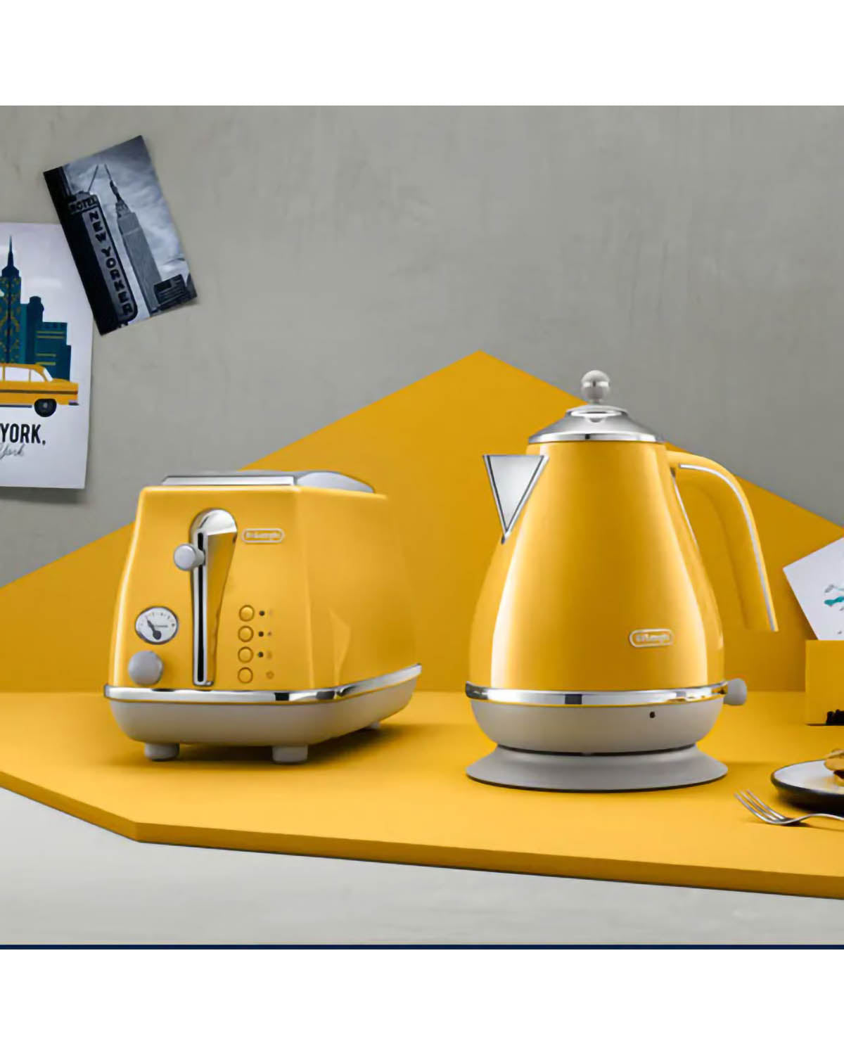 Delonghi Icona Capitals 2 Slice Toaster - New York Yellow