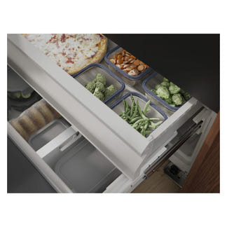 Electrolux 609L French Door Fridge Freezer with Ice & Water Dispenser - Matte Black (UltimateTaste 900)