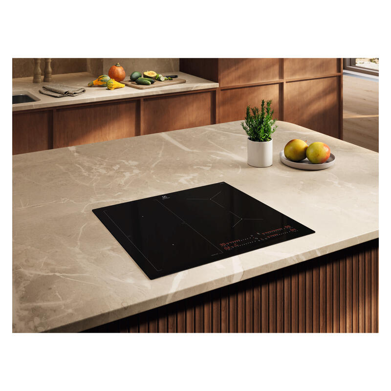 Electrolux 60cm 4 Zone Induction Cooktop - SenseFry - Black (Series 700)
