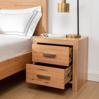 Eva 4 Piece King Timber Bedroom Suite - Messmate/Natural