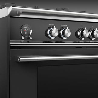 Fisher & Paykel 90cm Series 9 Classic 5 Burner Dual Fuel Pyrolytic Cooker