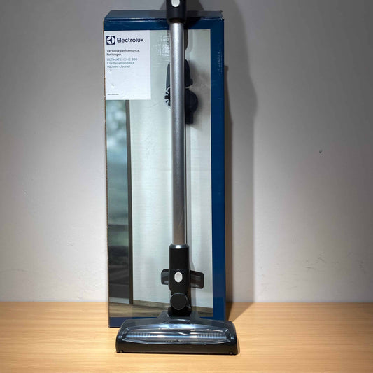 Electrolux UltimateHome 300 Reach Stick Vacuum - Granite Grey