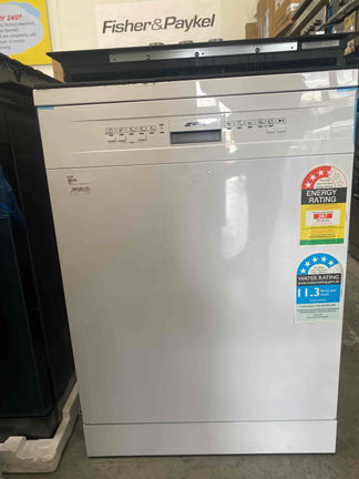 Smeg 60cm Freestanding Dishwasher - White