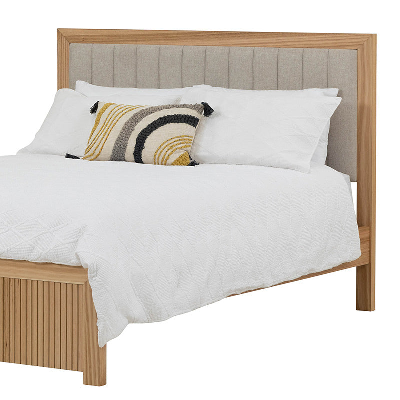 Madeline Timber Queen Bed - Mountain Ash/Grey