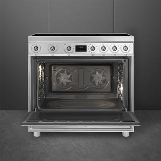 Smeg 90cm Freestanding Cooker with Induction Hob