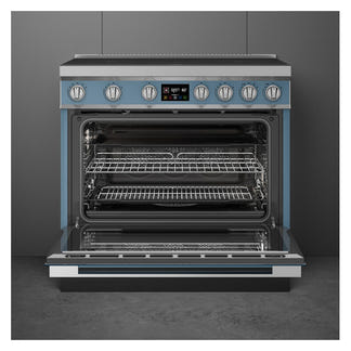 Smeg 90cm Portofino Induction Pyrolytic Freestanding Oven - Storm Blue