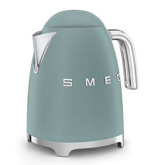Smeg Retro Style 3D Logo Kettle - Emerald Green