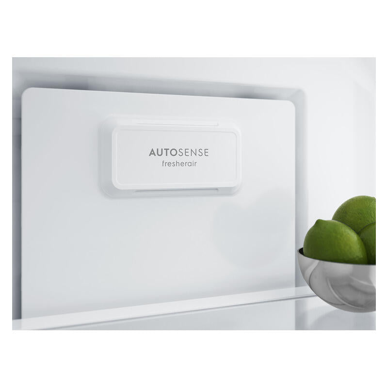 Westinghouse 496L Bottom Mount Fridge Freezer - Silver