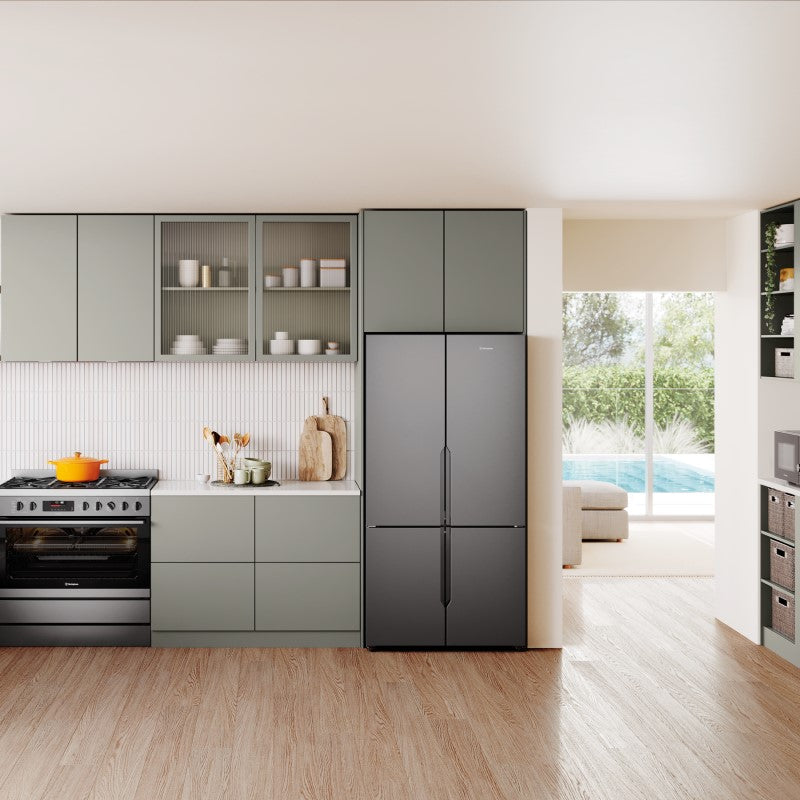 Westinghouse 564L Quad Door Fridge Freezer - Matte Black