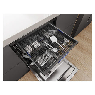 Westinghouse 15 Place Setting Freestanding Dishwasher - Dark Stainless Steel