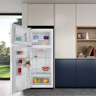 Westinghouse 431L Top Mount Refrigerator