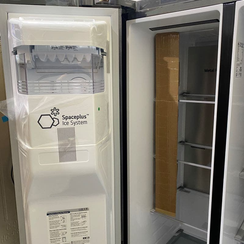 LG 635 Litre Side By Side Fridge - Matte Black